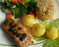 Salmão com molho de alcaparras