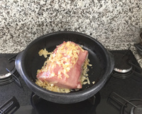 Lombo ao molho de maracujá