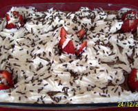 Bombom de morango no pirex