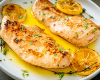 Quer dar um toque especial no seu filé de frango do dia a dia? Já salva essa receita para deixar a sua proteína muito mais saborosa e suculenta