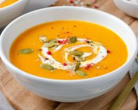 Sopa de abóbora com gorgonzola