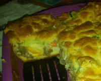 Torta de brócolis com carne