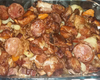 Costela bovina na panela de pressão com linguiça calabresa e bacon