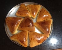 Esfiha de carne temperada