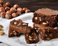 Sem farinha e sem açúcar: como fazer um brownie saudável com uma fruta, um vegetal e 3 outros ingredientes