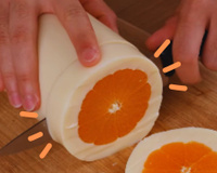 Aí está uma sobremesa de tangerina diferentona: parece difícil de fazer, mas é muito simples e vai surpreender a todos