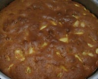 Bolo de liquidificador de maçã e banana