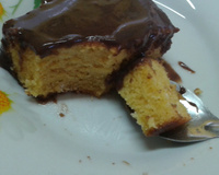 Bolo de cenoura crua