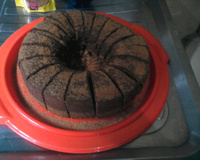 Bolo de banana com casca