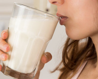 O leite que tem mais cálcio do que até mesmo o leite de vaca, mas ninguém lembra dele