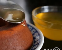 Calda de bolo de laranja com cachaça