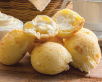 Pão de 3 queijos mineiro