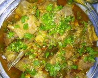 Carneiro cozido na pressão