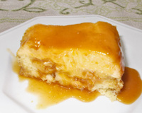 Não sei se é bolo ou se é pudim, só sei que esse doce de laranja acaba em segundos toda vez que faço!