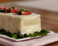 Sobremesa na caixa de leite 