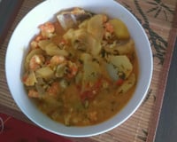 Tílapia ao leite de coco e azeite de dênde