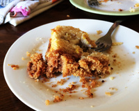 Bolo de banana com farofa