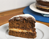 Bolo de chocolate com leite ninho