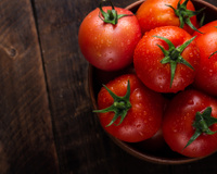 Como tirar acidez do tomate: técnica culinária acaba com o problema
