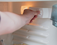 Desligar a geladeira à noite significa economia de energia ou prejudica mais do que ajuda?