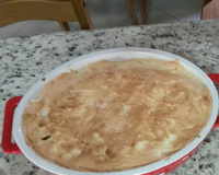 Torta pregüiçosa de pêssego