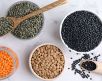 Não sabia que existia tantos tipos de lentilhas! Aprenda como usar os tipos marrom, verde, vermelho e preto