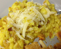 Risoto milanês com amêndoas flambadas