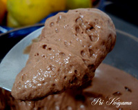 Sorvete ou creme de chocolate ao licor e nozes