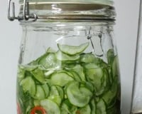 Conserva oriental de pepino japonês