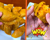 Pastel assado com massa de abóbora e recheio de frango: receita fit ainda leva aveia para dar o ponto no preparo