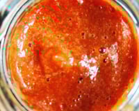 Molho de pimenta vermelha caseira