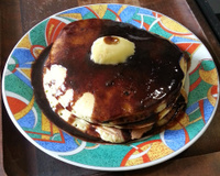 Panqueca de pilha (tipo americana) do Dú Badaró