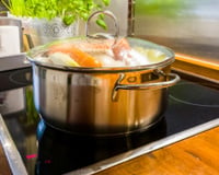 Cooktop de indução está com o menor preço do ano e cupom exclusivo Prime