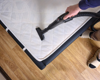 O truque mais simples para limpar e perfumar o colchão: adeus ácaros e maus odores