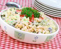 Salada de macarrão com maionese simples