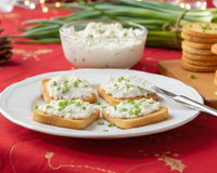 A pastinha de cream cheese deliciosa que eu preparo há 20 anos (e leva só 4 ingredientes) nas festas de família