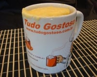 Bolo de fubá na caneca