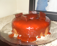 Bolo de fubá com goiabada