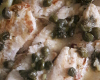 Filé de Saint Peter ao molho de alcaparras