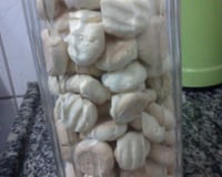 Biscoitos de polvilho doce (igual sequilhos)