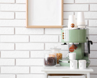 Crie um cantinho do café com o que você já tem em casa: truques baratos e práticos para reutilizar o que já tem