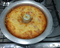 Bolo de arroz cozido