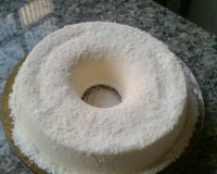 Pudim de maria-mole de coco