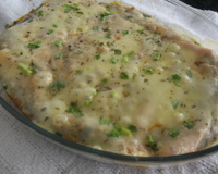 Canelone de presunto e mussarela à bolonhesa