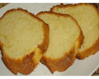 Bolo de baunilha e canela