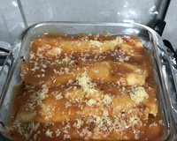 Panquecas com recheio de carne e ervilhas