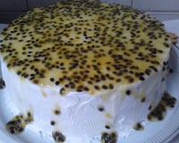 Bolo de maracujá trufado