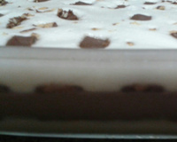 Pavê com pedaços de chocolate