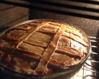 Torta de frango com creme de leite e mussarela