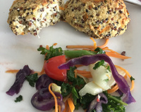 Bolinho de frango e quinoa